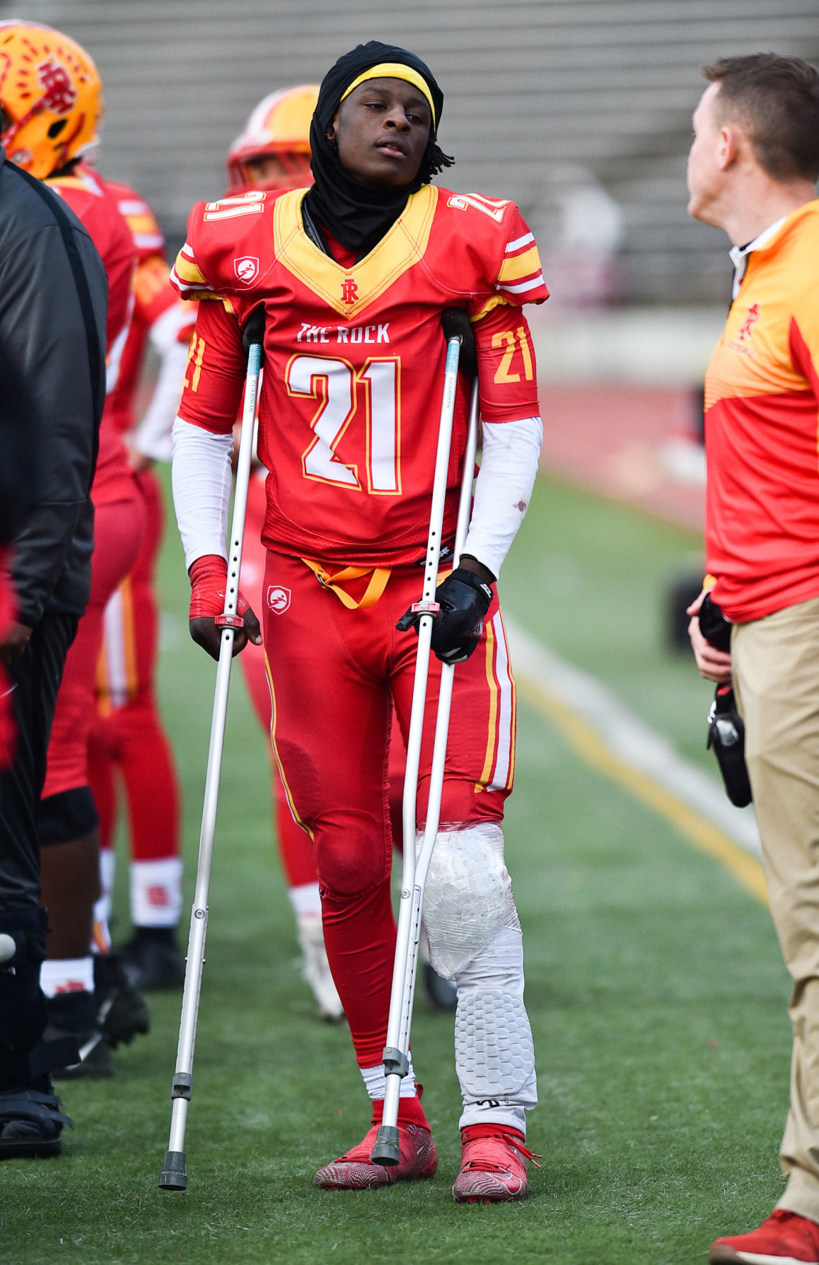 110919-mda-spt-rocky-football-061a.jpg